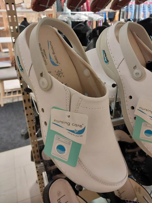 Nursing Care WG4 naisten työkengät
